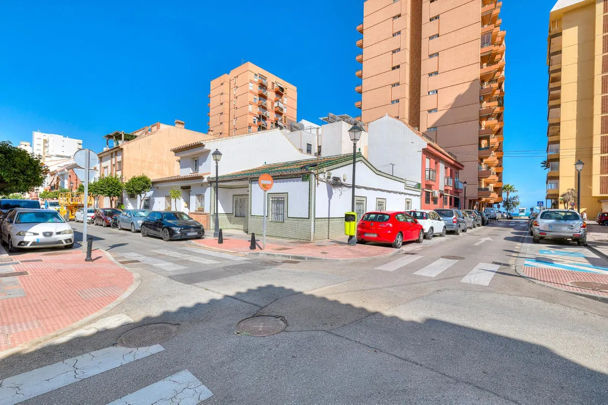 4208e107-53de-46d3-8b79-03c16697e439