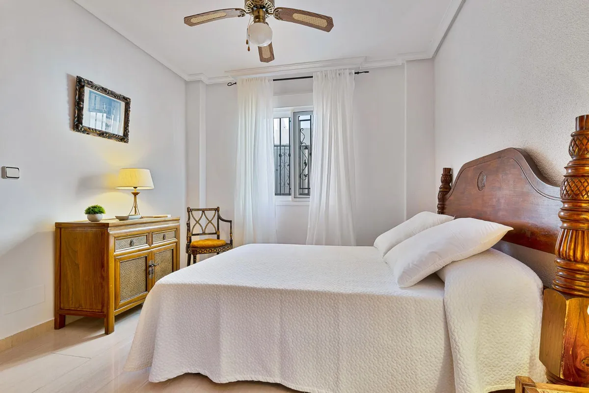 afdeef32-b877-413f-856c-764f81601d7b