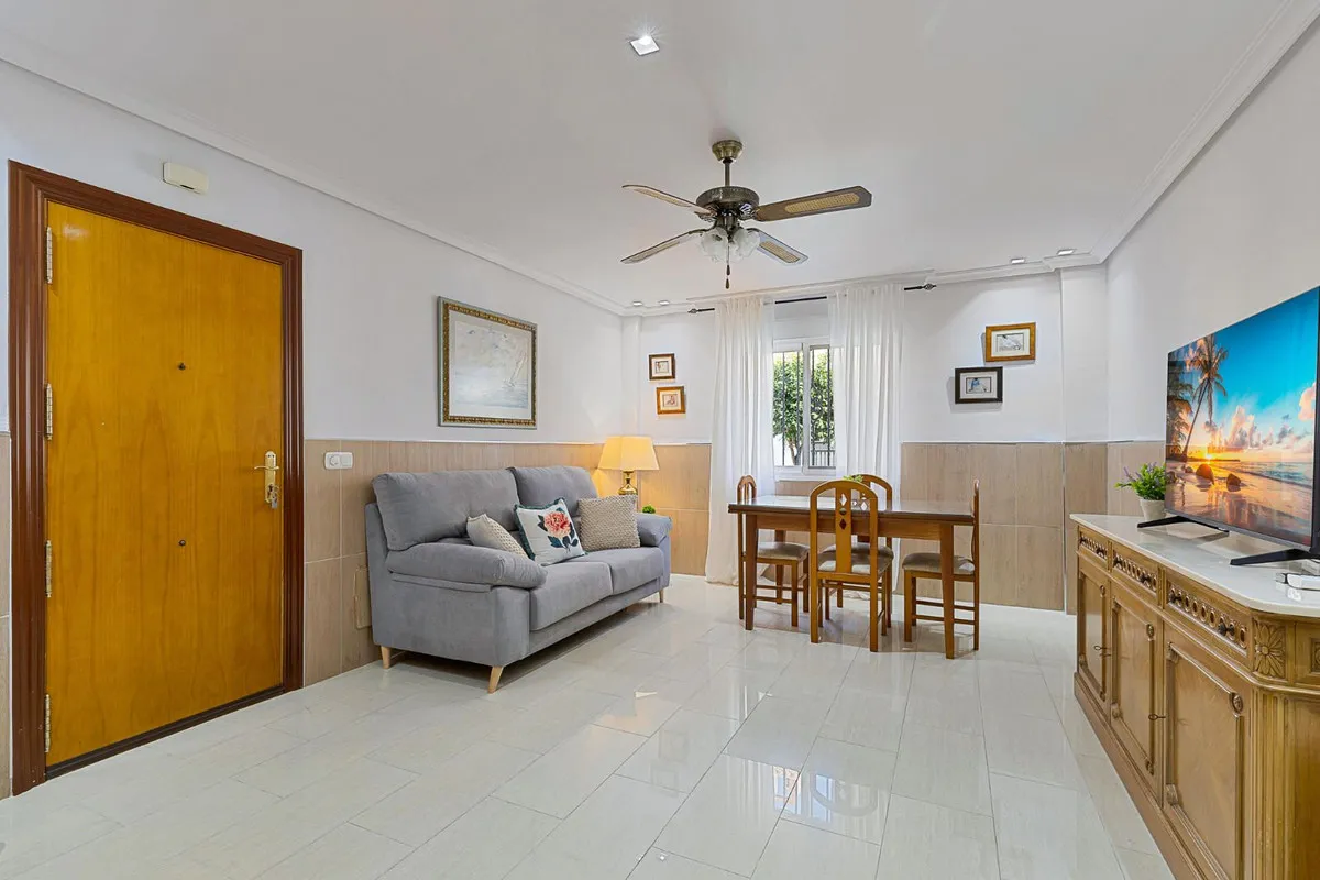 b5dc31ca-d6bb-401d-81aa-486052e2798c