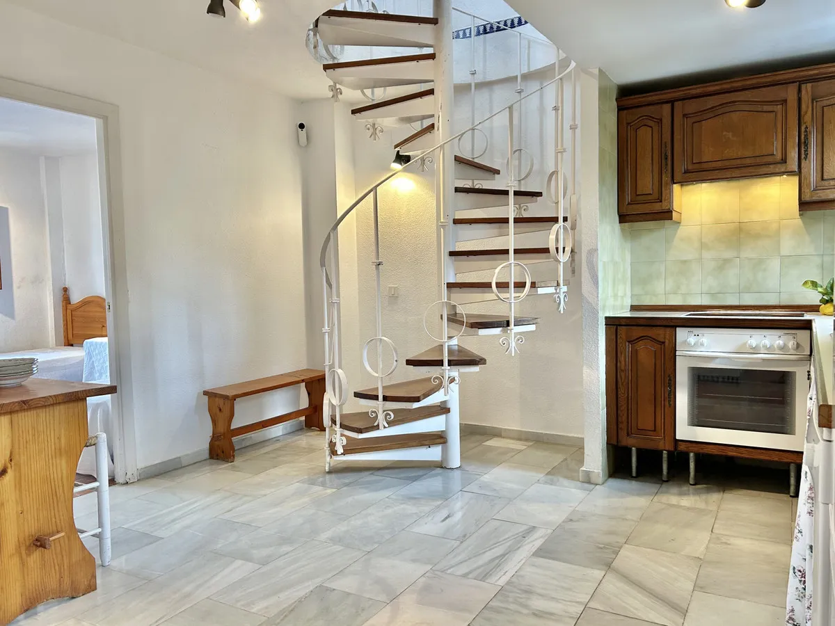 3bb10947-745e-4726-a49c-052c3c0d1716