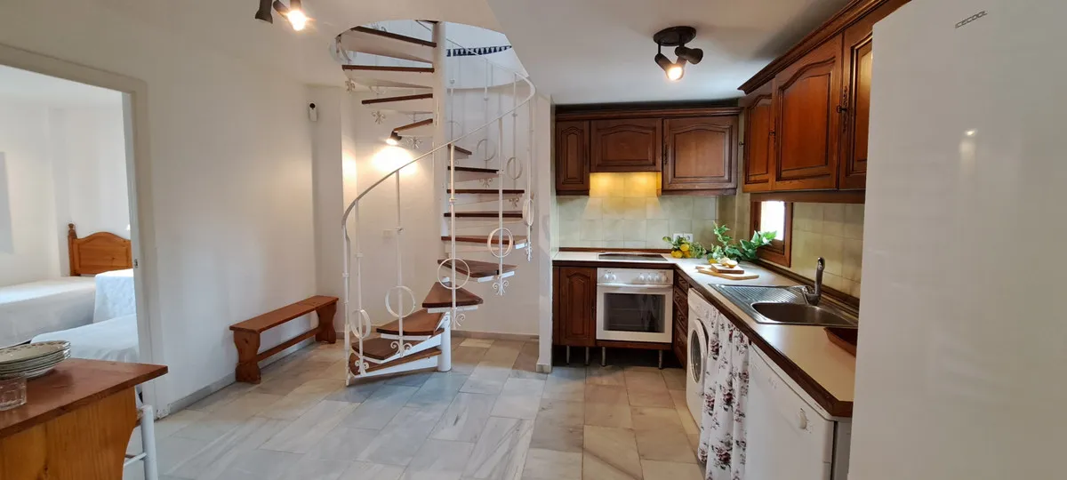 93f2e93e-be57-4ce6-af3e-b5524660382d