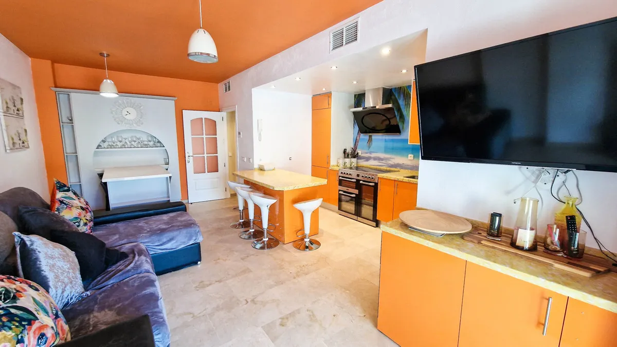 1c644ccd-5e48-4fce-810d-0eadc250094d