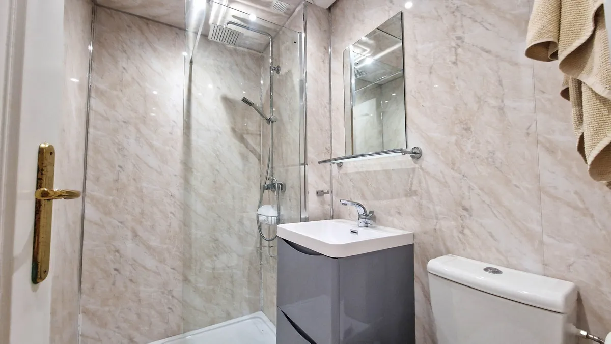 5e0e4656-8633-40f5-a9c4-f3a9ff2527f0