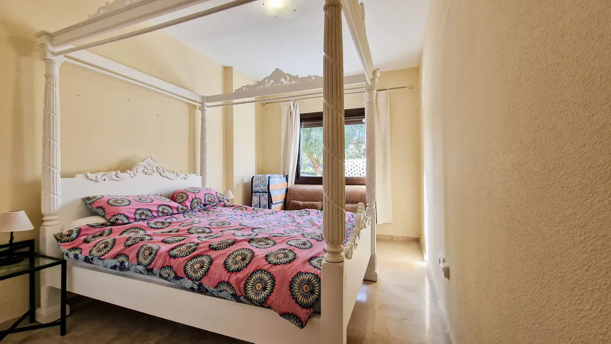 b9d0ca7e-d2fd-4bcf-8d3c-d20523592606