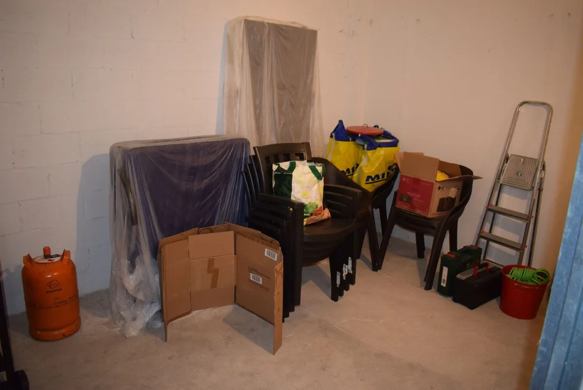 380371a7-408a-49d2-a995-46804093cca4