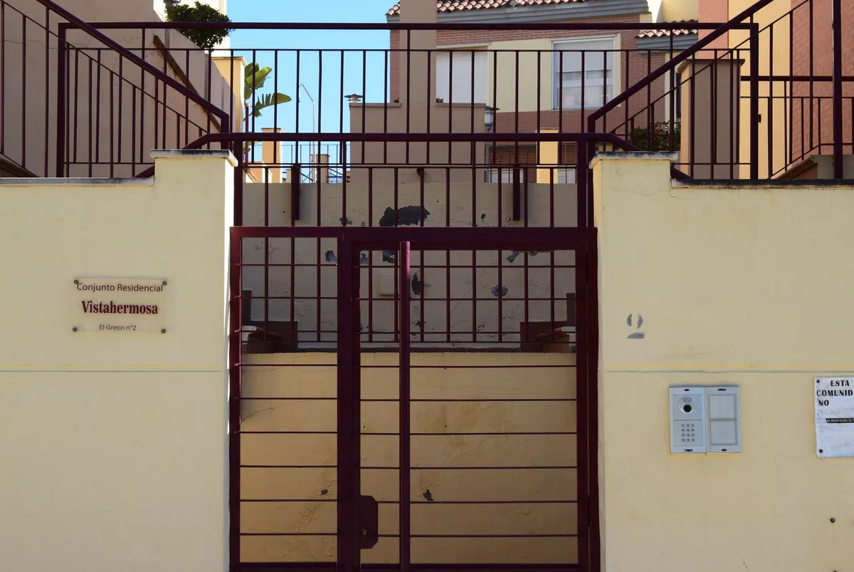 c8fa4b03-5b84-4e2e-97ea-75689f0b9034