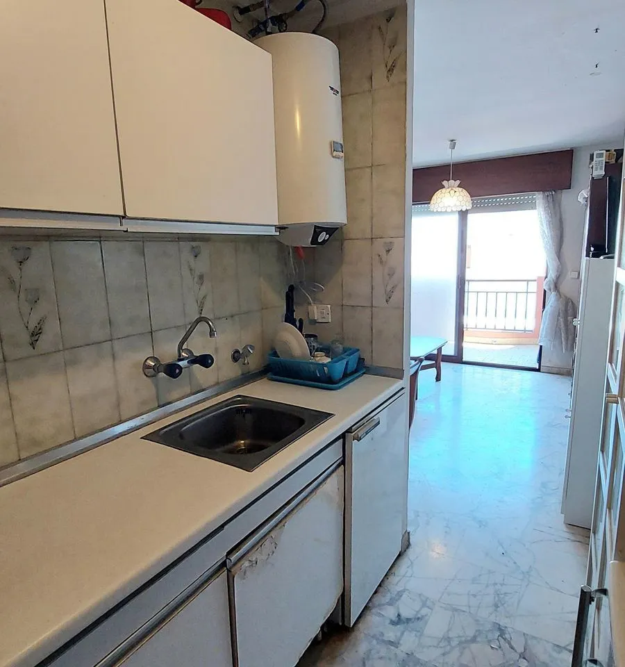 1b77c27b-f574-43c2-89fe-84316afdaeef