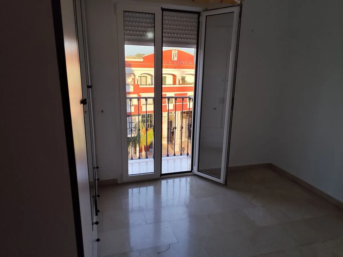 f375f287-a54a-4e2e-8ae9-3a8023d3fcc9