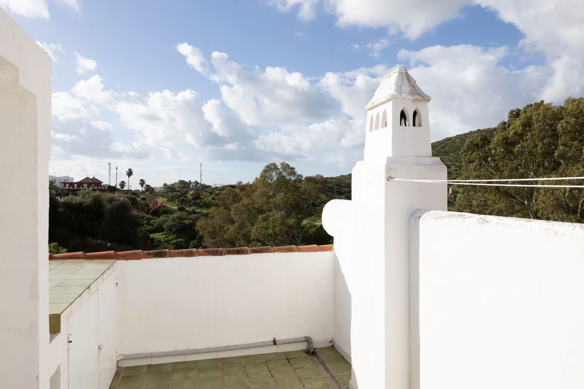 09ae9a61-97e9-46a3-af47-9a7b96c14364