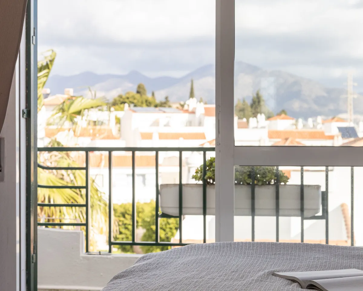 65682dc9-b556-42f9-91d3-f0db2a2bd85d