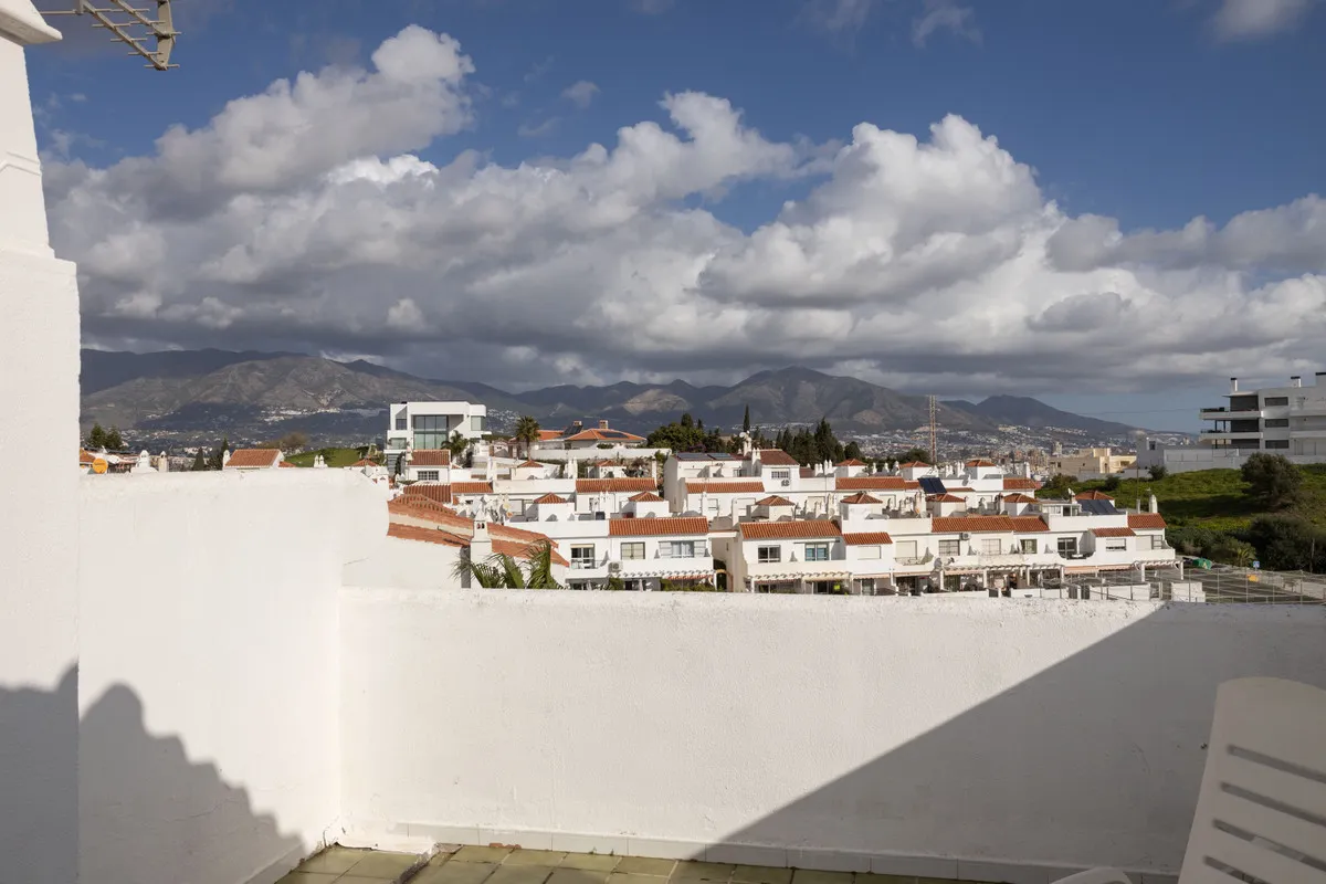 dcbbafd9-6a2b-4c4b-9aca-9a9922681e21