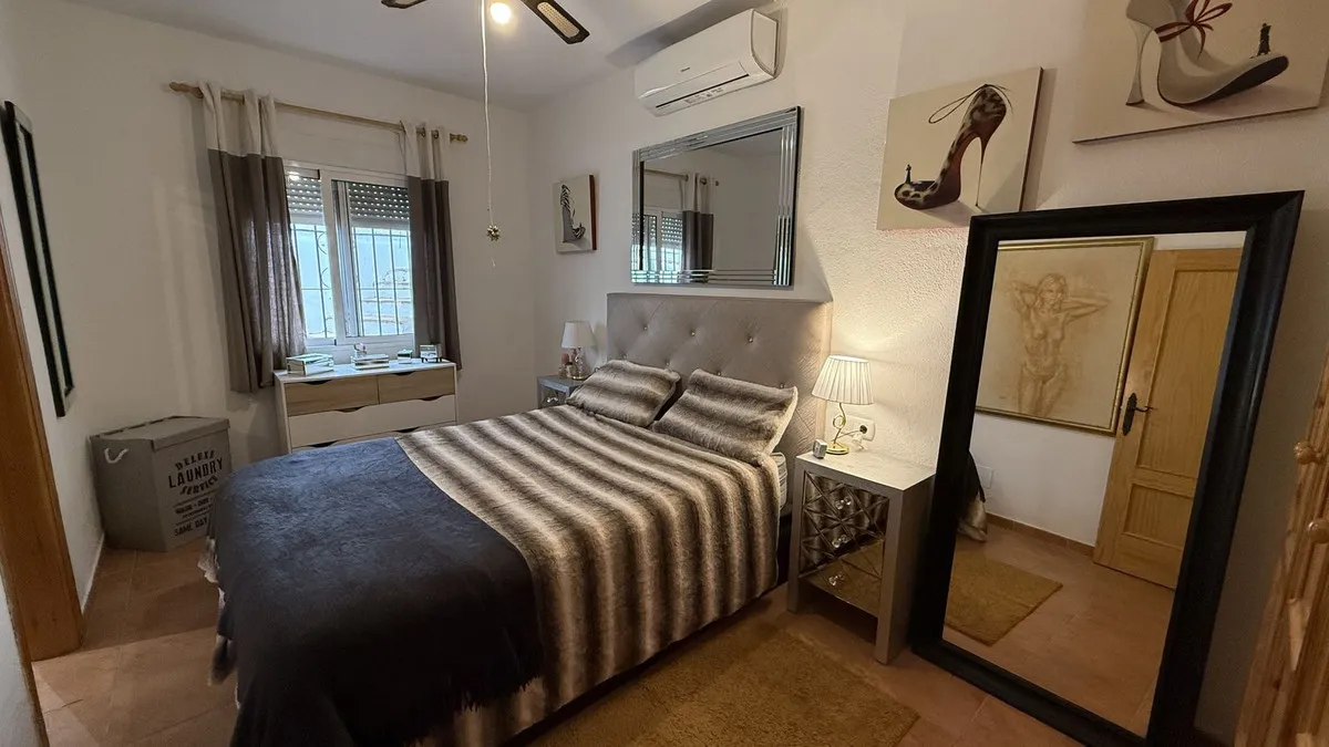 3a0c74eb-677d-4a67-ba76-48764b09cd55