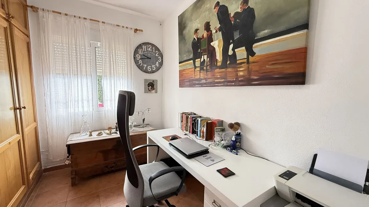 6aa1489e-217d-412b-bf34-4d1d811d4156