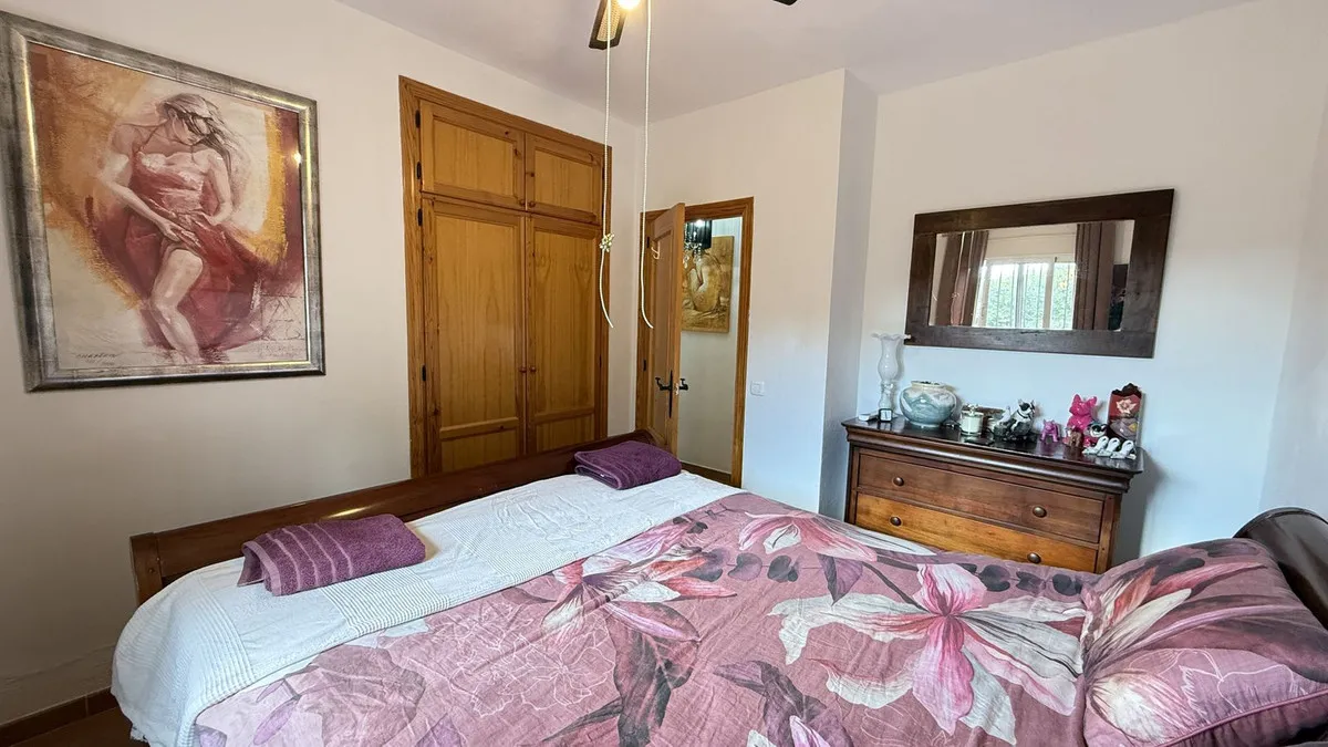 79922af6-18e6-4368-bb41-d334b0280dd5