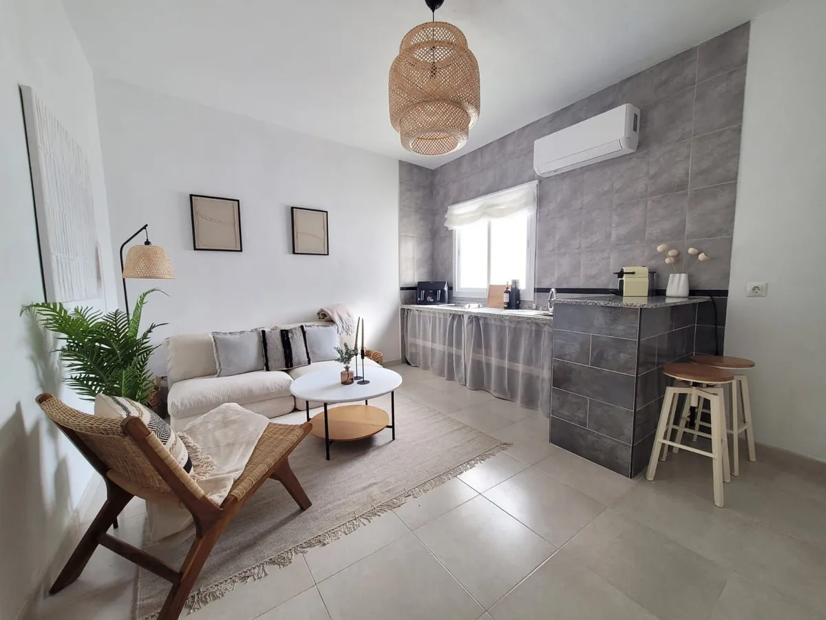 c0e8ee7a-6f12-4396-8765-5c45e641b04c