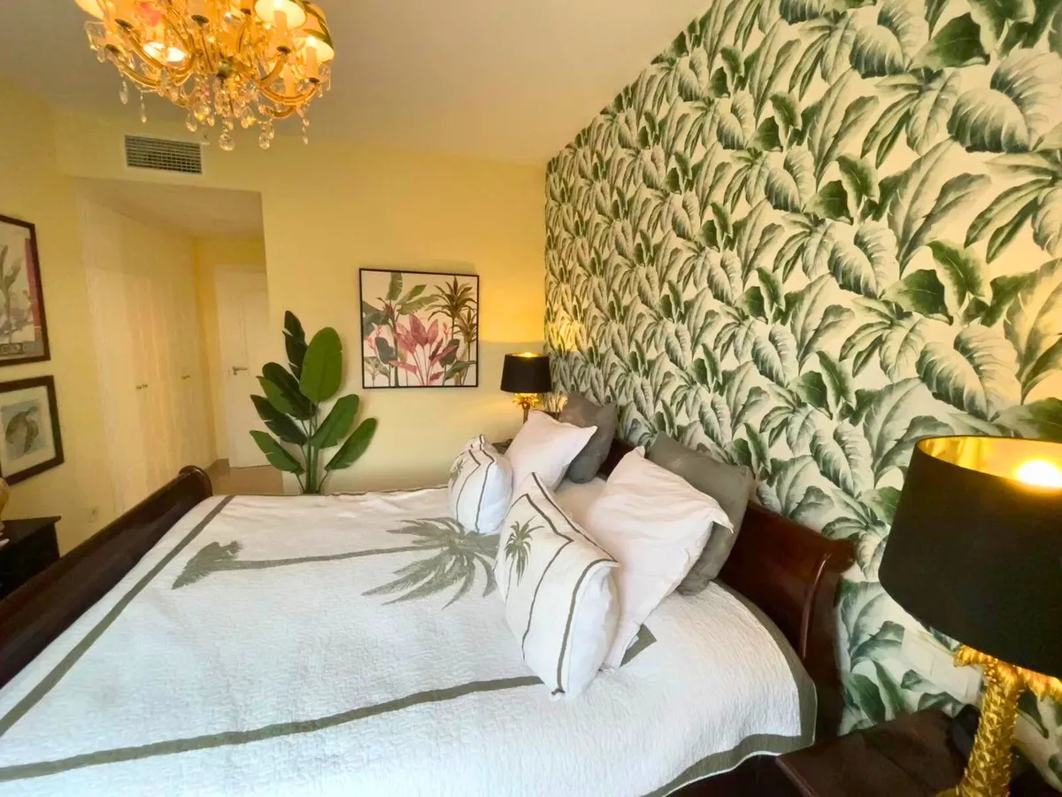 047bb6d2-3fbe-424a-8ce8-4546ec2bd9ca