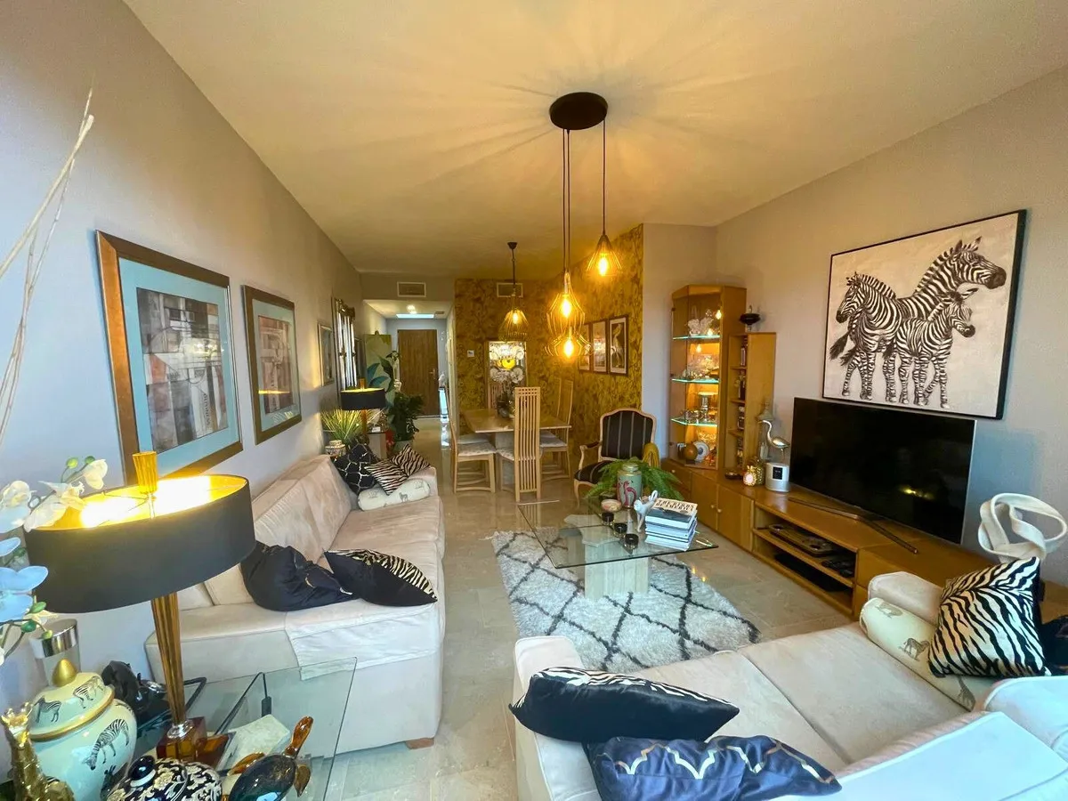 86ef9d73-0db3-4d25-8852-ebe0d1703ef8