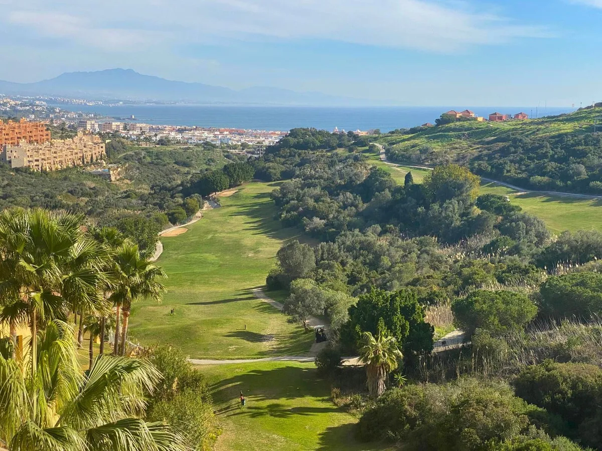 ee17168f-683b-44ed-9073-ffc1ef94db69