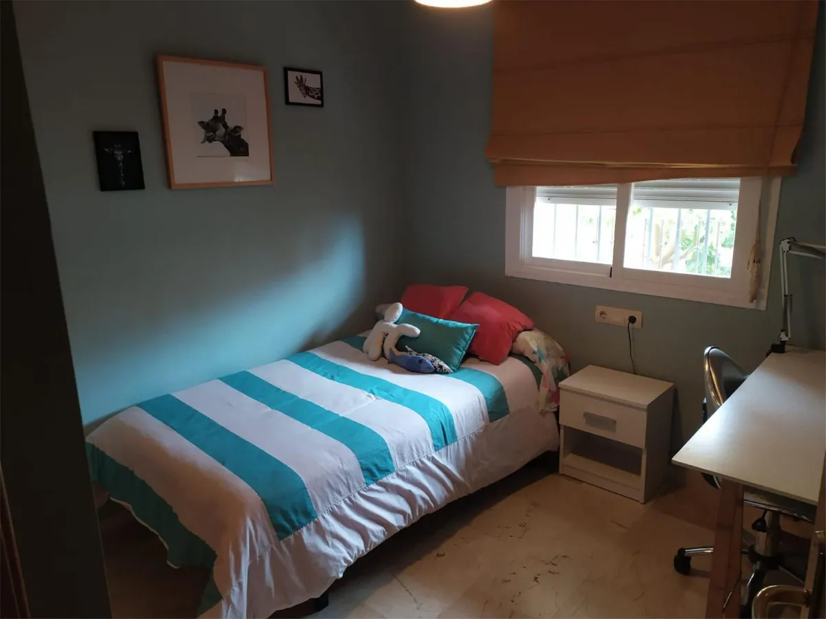 e0259021-379f-4c91-a17a-533c25a88a61