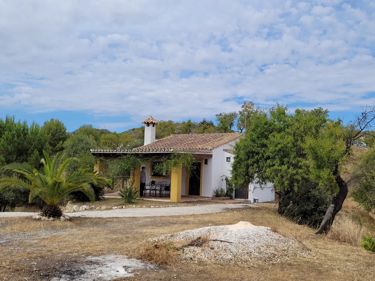 9af6f42f-dd12-421c-b441-c84a64d8d938