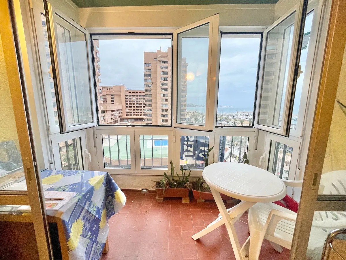 d961b5a0-edf4-4b1d-9d98-b49c6190c24d