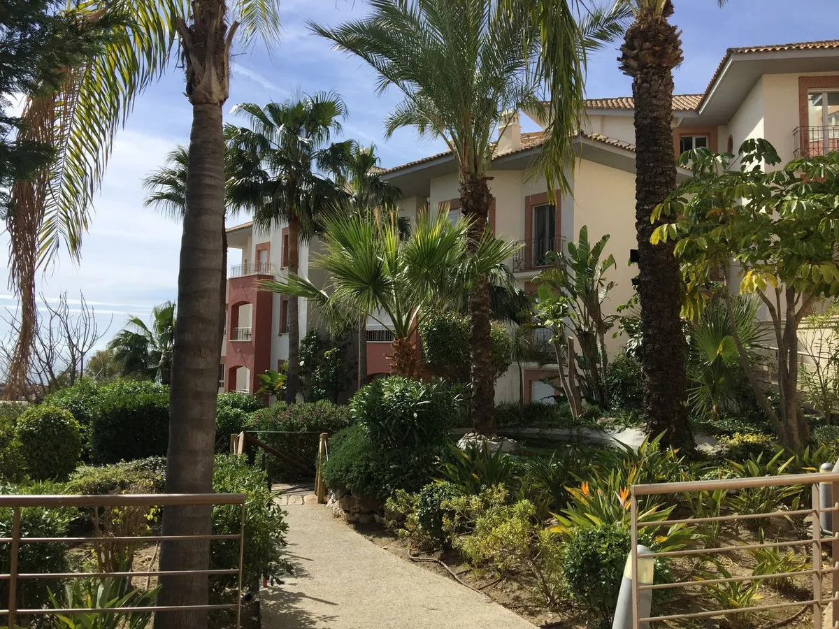 2858673f-8ba0-49a0-931b-26b6aa6b99bc