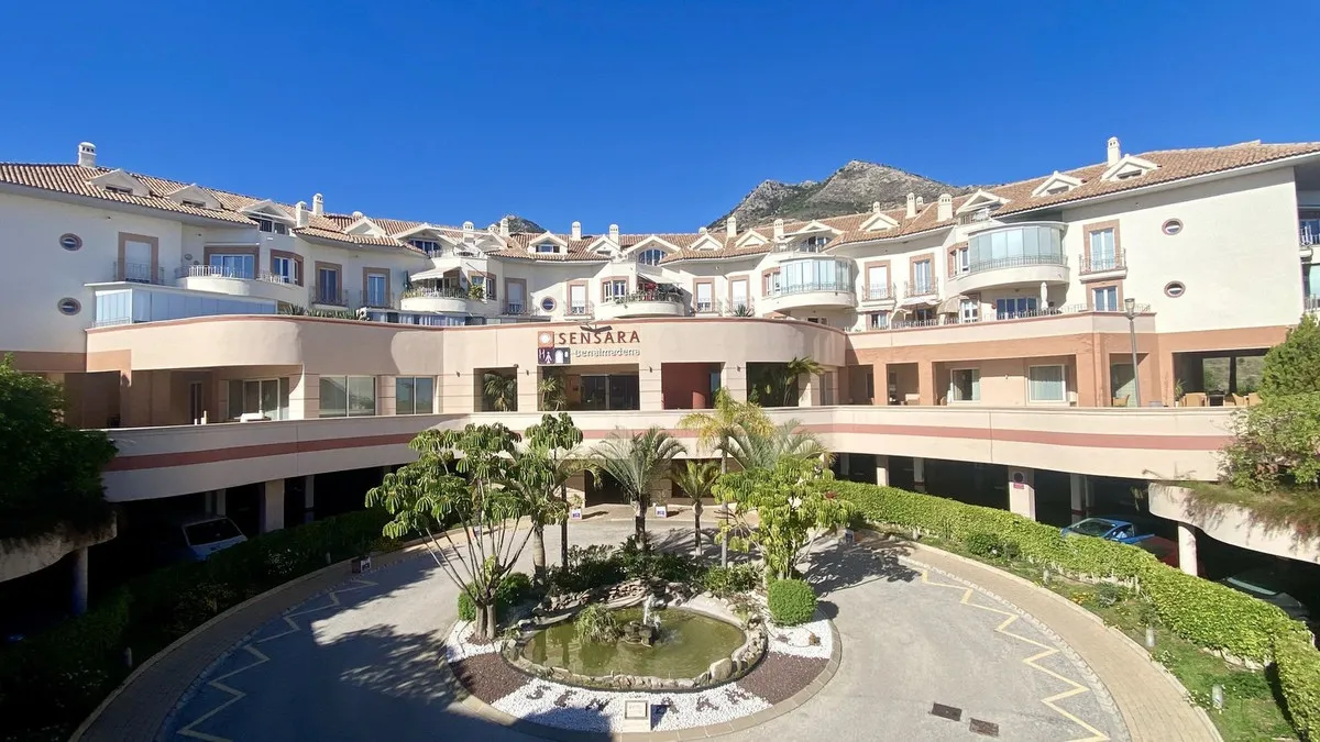 4484f396-d6a0-46db-a61b-6a573d2120dd