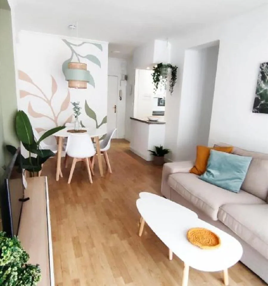 8f79feda-e708-48ce-9064-1f7b3079f722