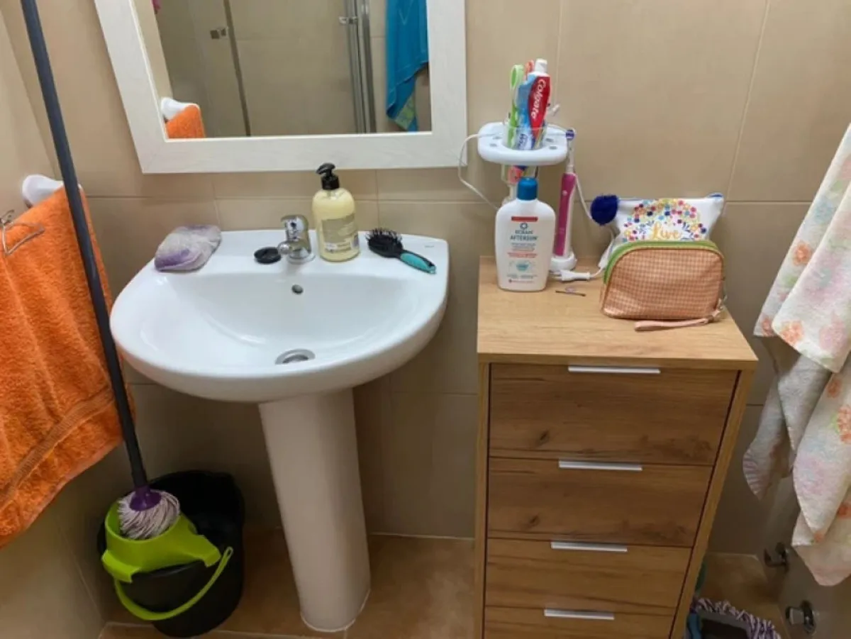 e0695d78-6df6-4ab1-9b9b-39e4d3cf9fae