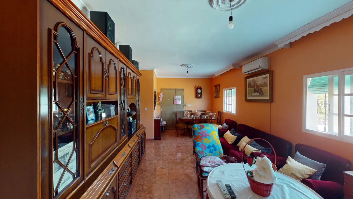 6b4cdcb5-26eb-4a18-9d07-a3d1590a3a09