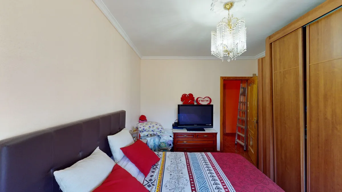 73c4ef8d-c221-4182-9df9-29e4285f7440