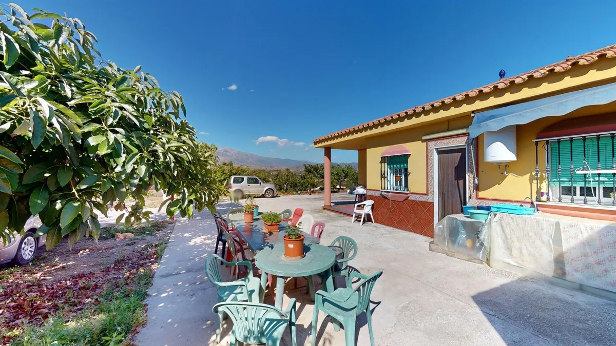 7b218306-d79d-431f-a5d1-aa4f0588b290