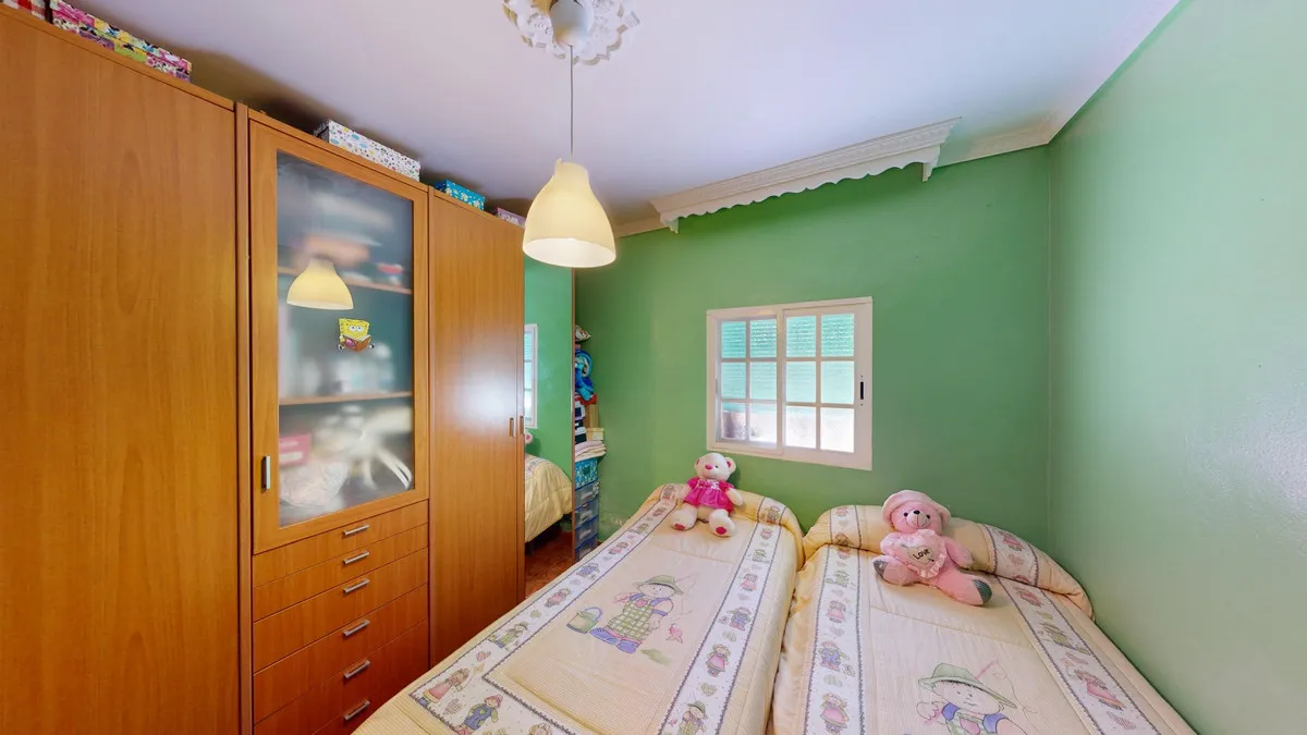 b2c6740d-05ae-4d2d-b9aa-04cd5f17f94a