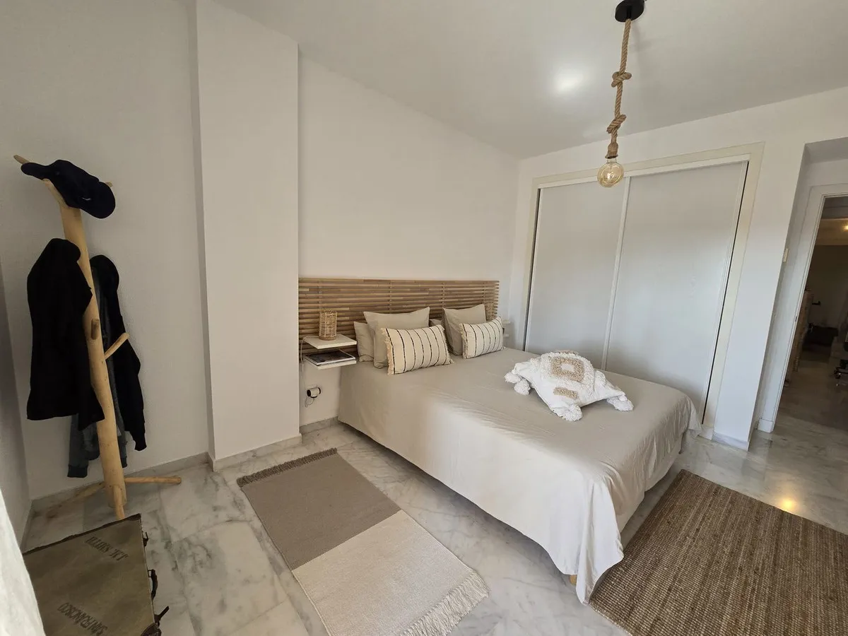 750a3521-d47b-4b1a-aa51-dd5b5fcf9757