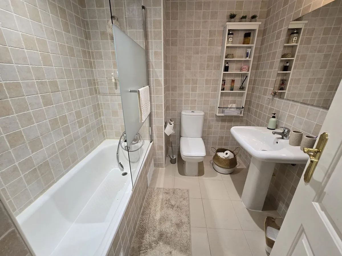 a3409cdb-d4a5-430b-9670-8920df8aea17