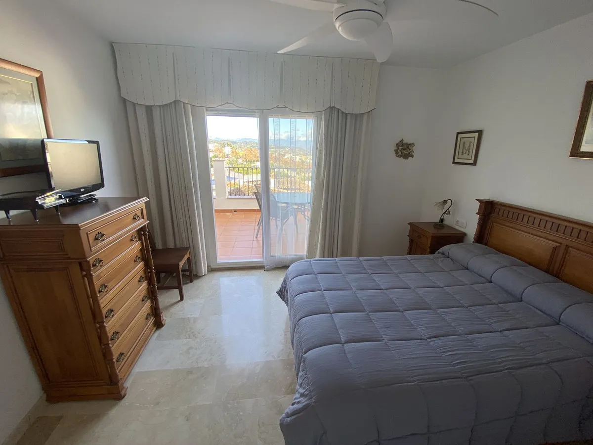 b7e27664-5976-4d09-85d7-445680fd979b