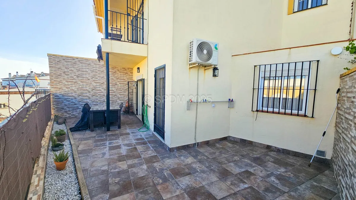 041bf0c7-27be-41ba-8f5b-a9ad1dbb94ef