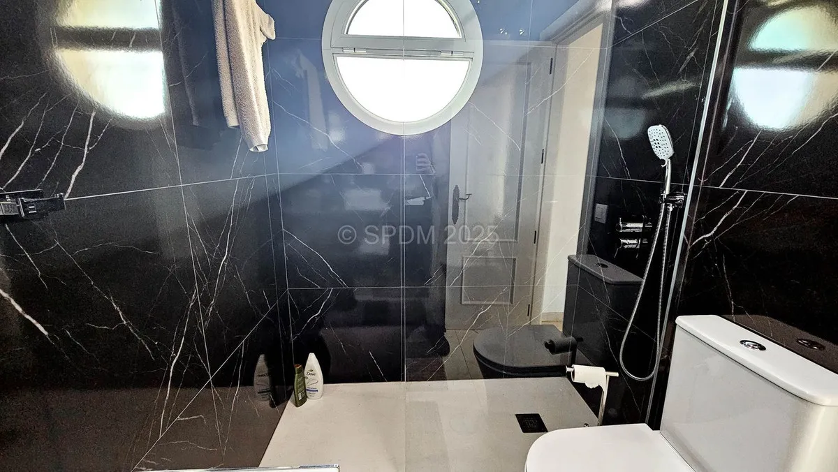 a0f7235f-5fb4-43b1-87a7-ec0eeba6b069