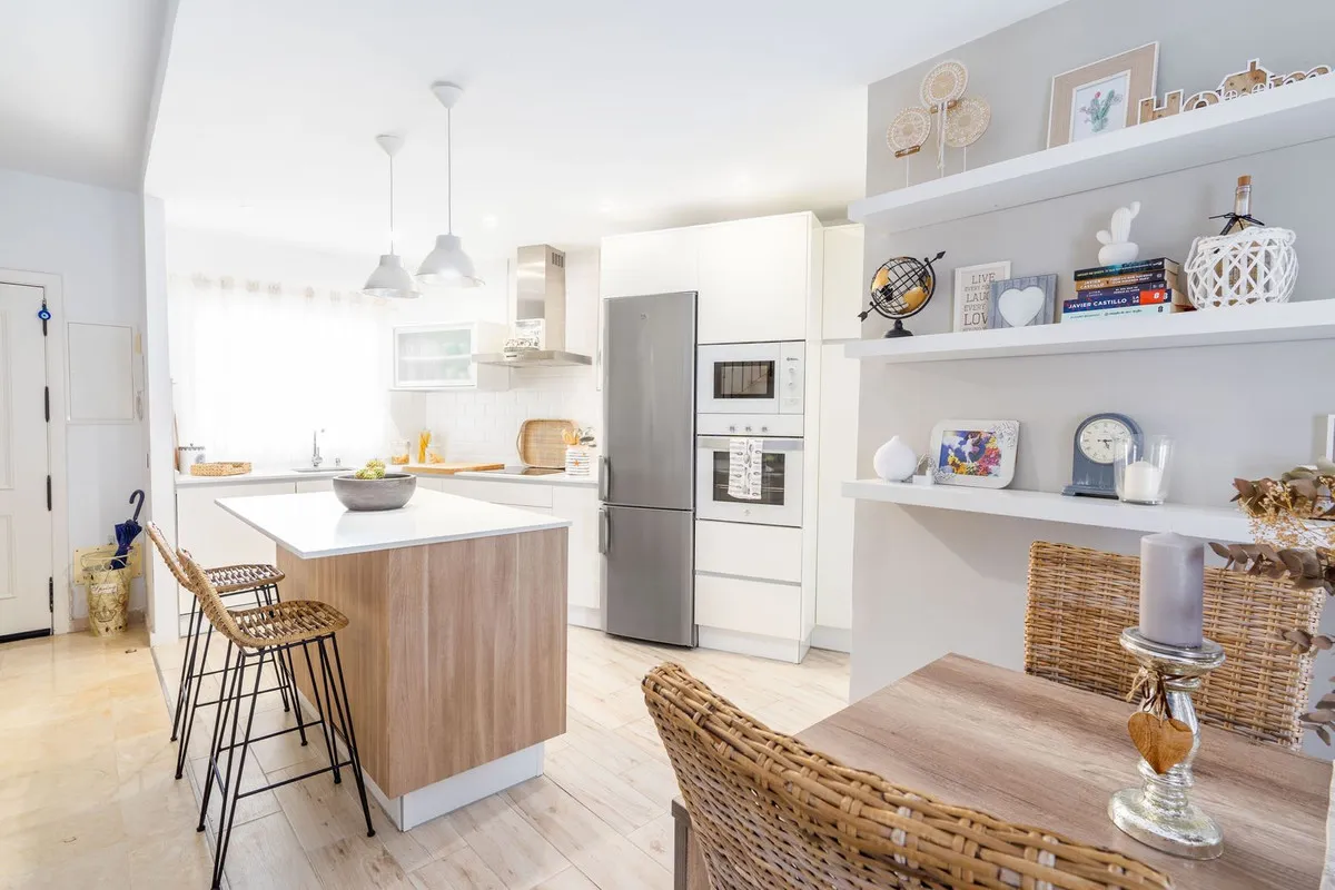 f98148a1-dc92-4fd0-8139-2c53029fc74f