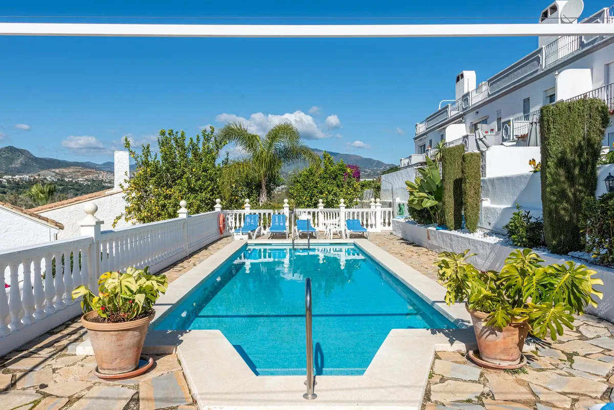 05024a06-cb25-4413-81f6-bf42941e085e