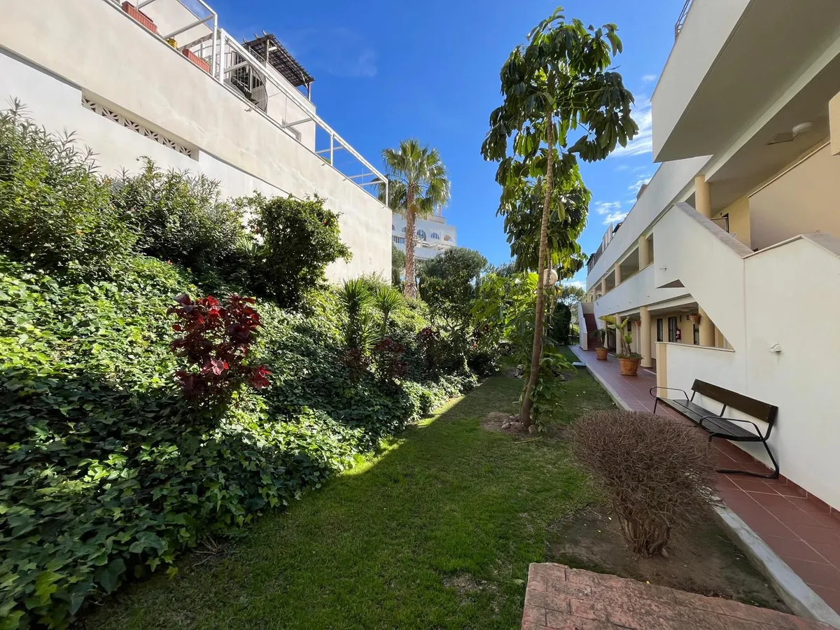 4d77ea89-6974-4ee4-9c3d-50e3297f7918