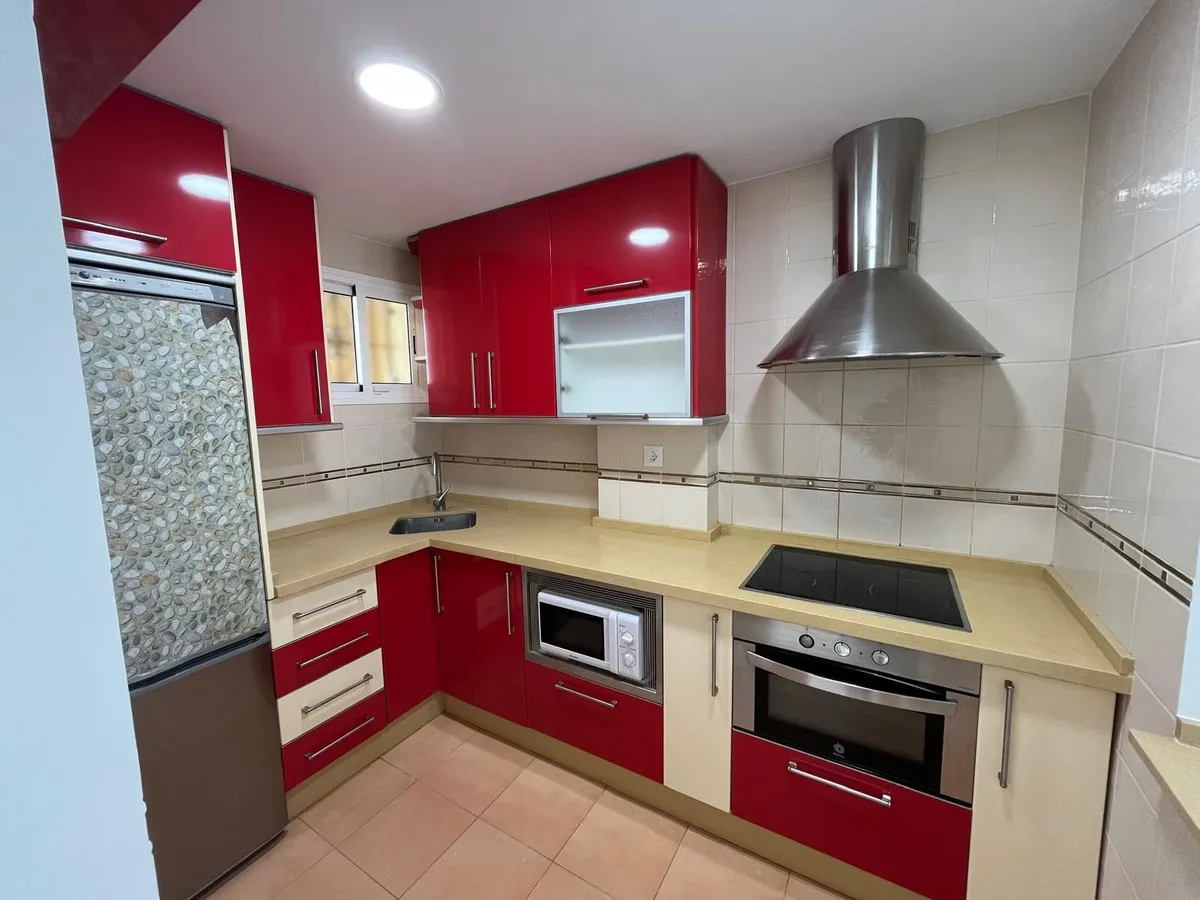 e3417379-f854-4d3c-98a5-966a8873a221