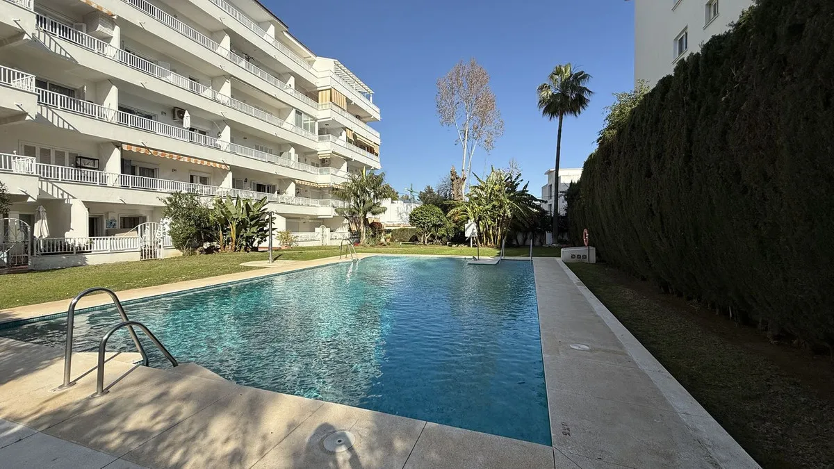 0700907d-bda6-46cd-bfa7-47710b194c03