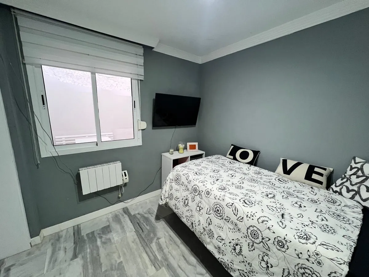 c70450e1-a512-4778-a895-b4484f6c3d8e