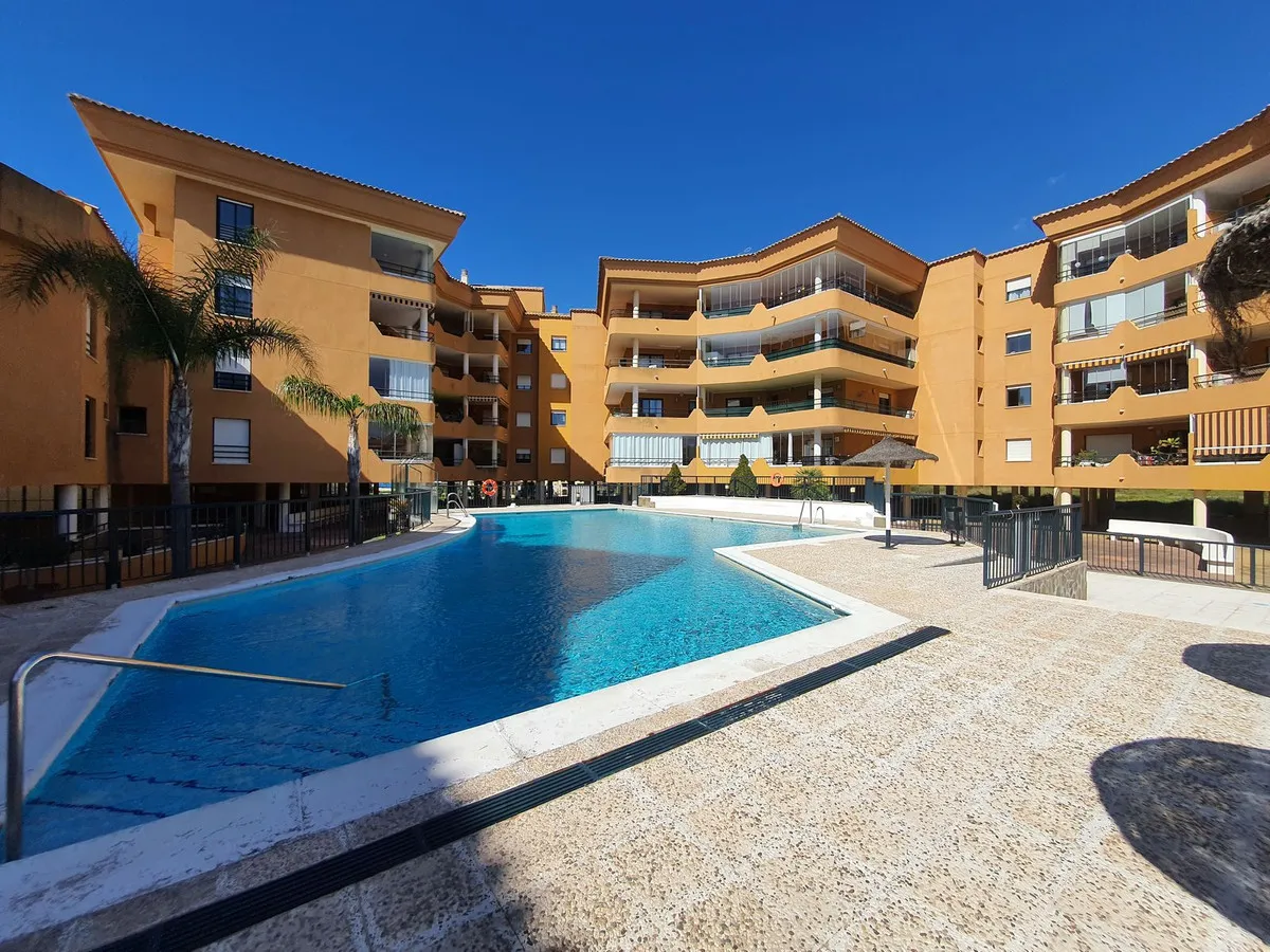 dfdadc4c-0f79-4c3d-abdc-228bb38d1466