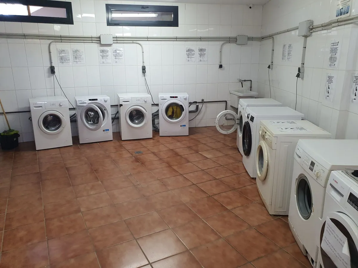 e096bfe8-fbfa-4514-8188-212dbc501bf4