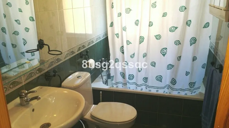 61fc1d23-e940-4226-8b1f-6d1c26a56165