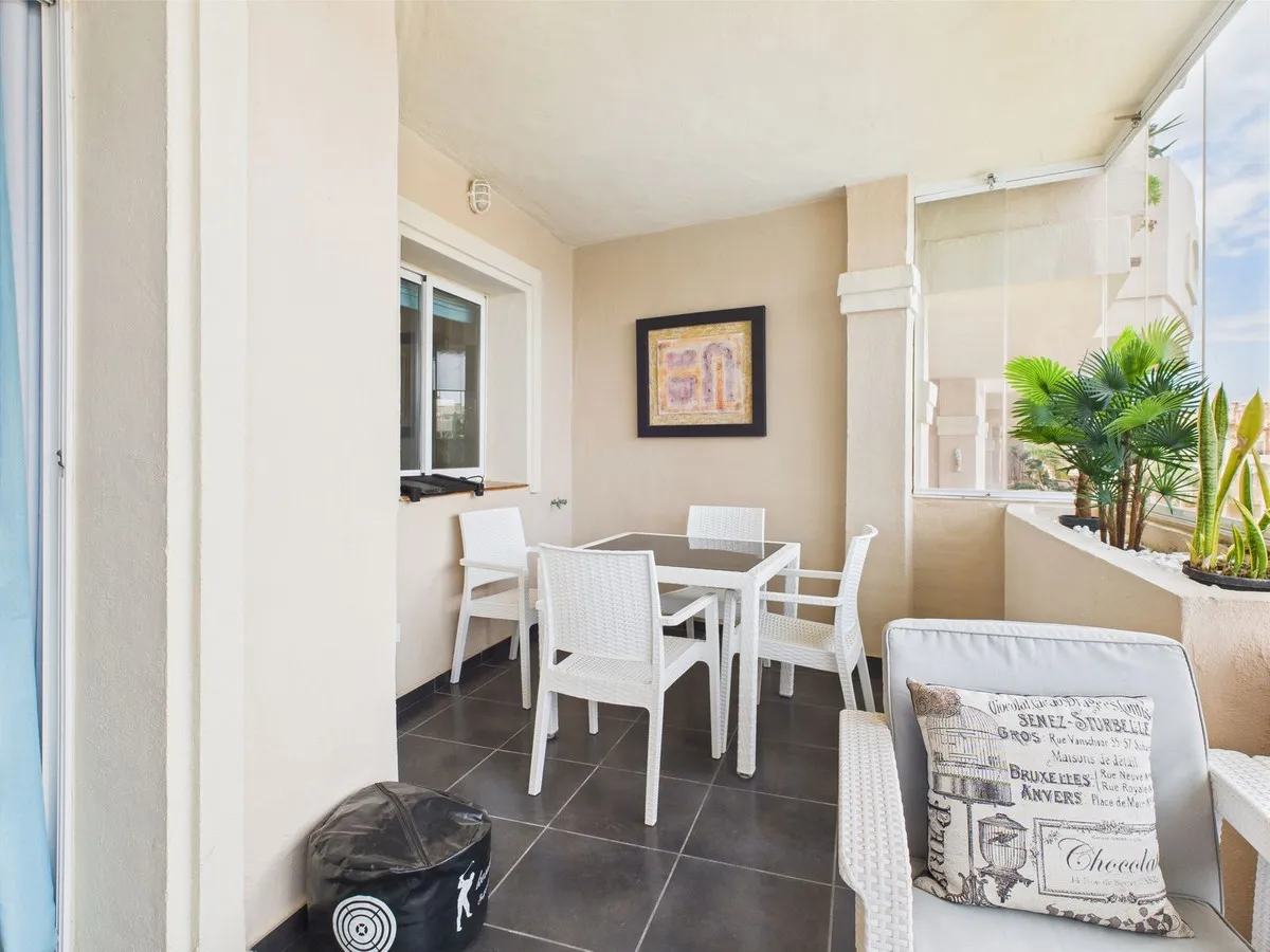 73b6efdb-83ed-4fc7-98f6-aaaa9017fe80