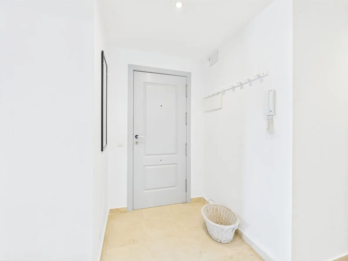 9c51a864-f4fa-4644-8753-ac706353b2e7