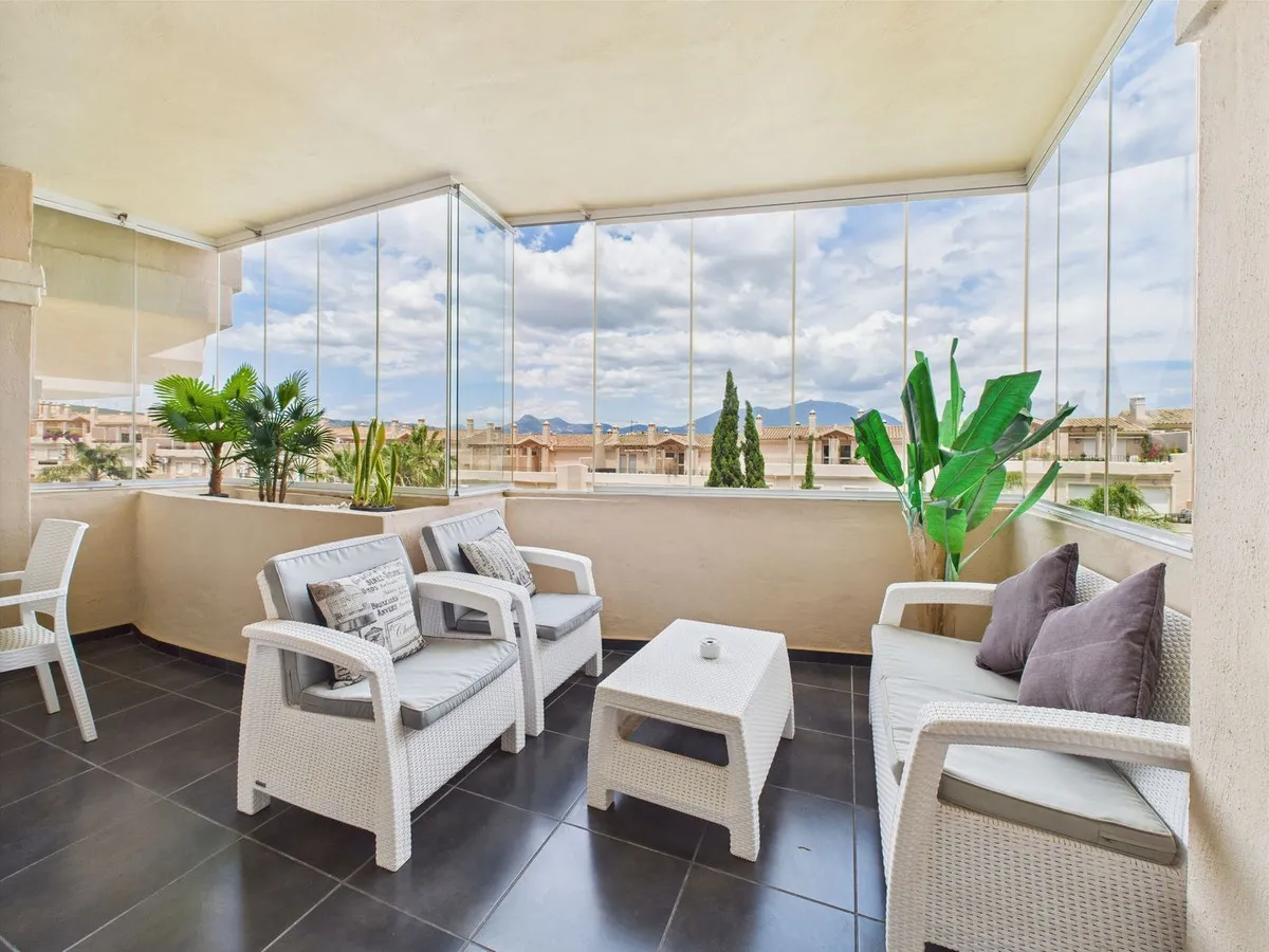 b2231df2-d207-4a56-bcf5-453fdb3d5fe2